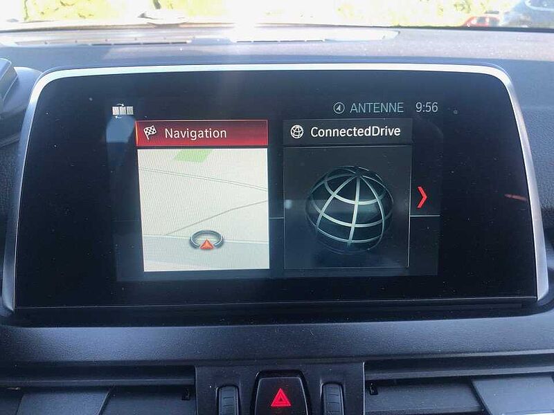 BMW 220i Active Tourer Automatik Luxury Line