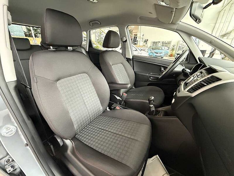 Kia Venga Edition 7 Klima Radio Bluetooth CD wenig KM!